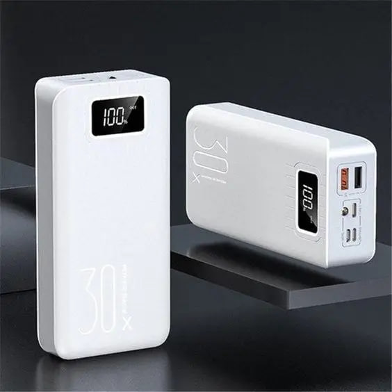 Універсальна мобільна батарея для смартфона UWarmsof 30000mAh повербанк з ліхтарем та LED-дисплеєм Білий - 2